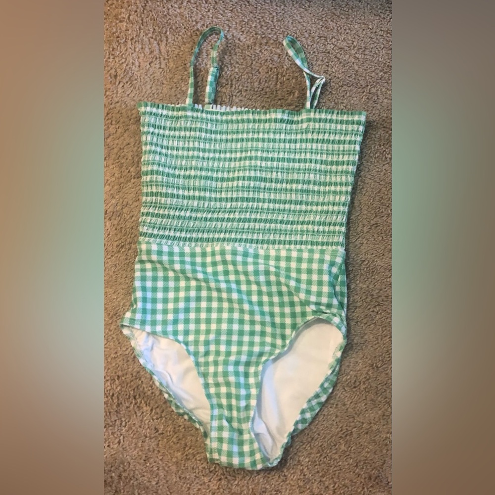NWOT girls swimsuit